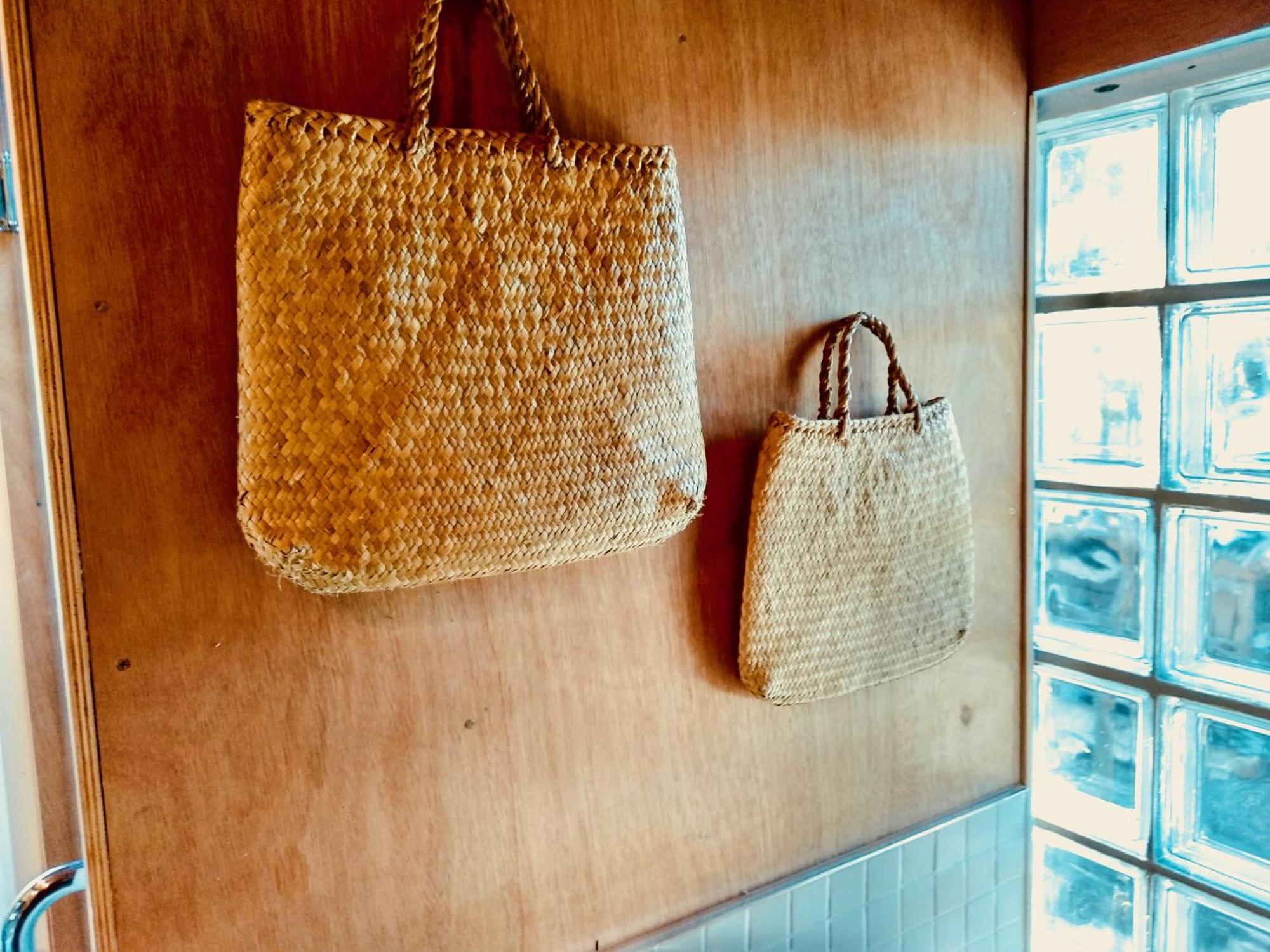 Gully Hideaway Apartment ハミルトン エクステリア 写真